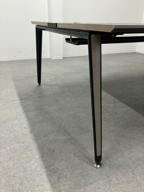 オカムラプリシード（PRESEDE）シリーズ 2400フリーアドレスデスク 商品画像8