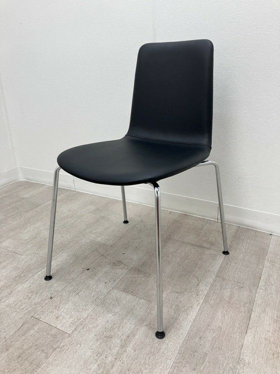 コクヨMycket(ミケット)シリーズ ミーティングチェア 商品画像1