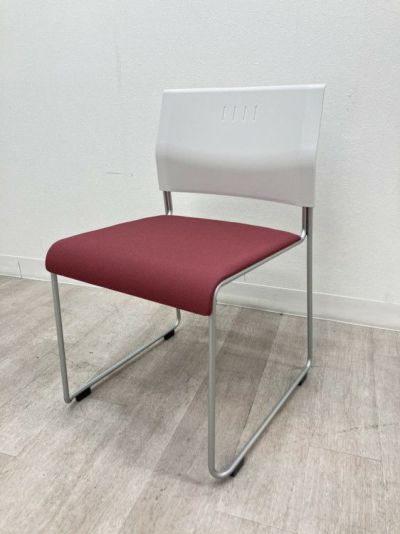 ライオンNo.725シリーズ スタッキングチェア 商品画像1