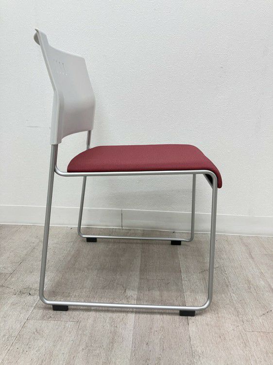 ライオンNo.725シリーズ スタッキングチェア 商品画像5