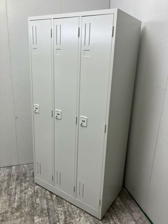アルプスダイヤル式3人用ロッカー 商品画像2
