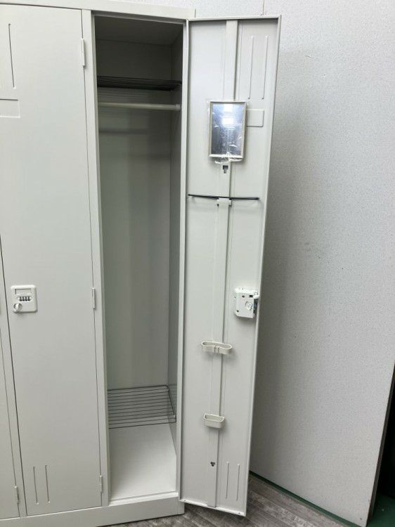 アルプスダイヤル式3人用ロッカー 商品画像4