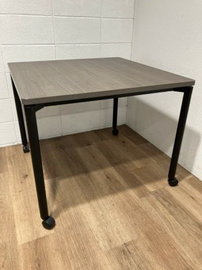 コクヨJUTO（ジュート）シリーズ 角テーブル 商品画像1