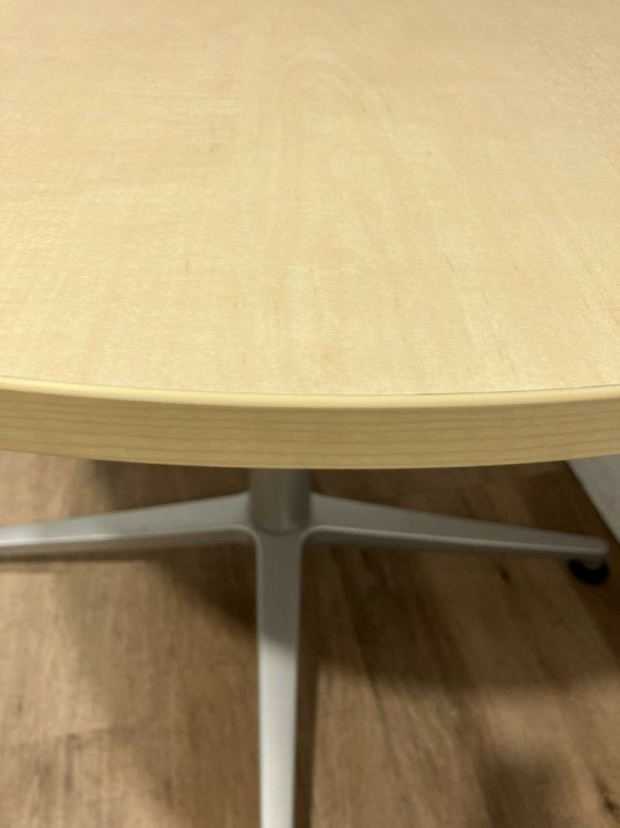 イトーキDEシリーズ 丸テーブル 商品画像4