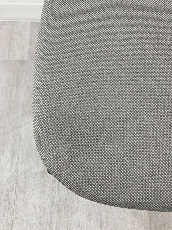 コクヨMycket(ミケット)シリーズ スタッキングチェア4脚セット 商品画像11