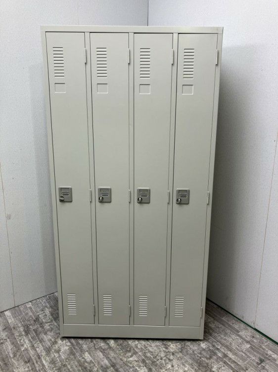 プラスダイヤル式4人用ロッカー 商品画像1