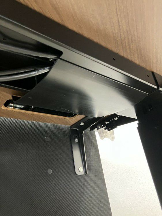 オカムラSwift(スイフト)シリーズ 電動昇降式パネル付ブーメランデスク 商品画像8