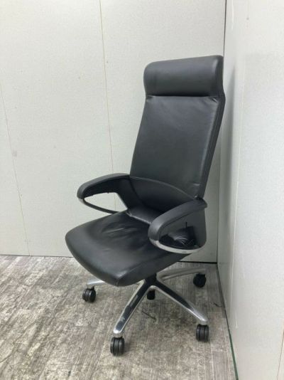 コクヨマネージメントチェア フィロソフィーシリーズ 固定肘付フィロソフィーチェア 商品画像1