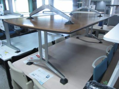 Wilkhahn（ウィルクハーン）ロゴンシリーズ 2400ミーティングテーブル 商品画像1