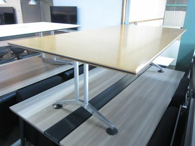 Wilkhahn（ウィルクハーン）2400ミーティングテーブル 商品画像1