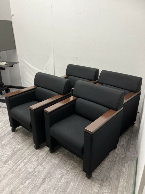 オカムラS-18Hシリーズ 応接会議チェア4脚セット 商品画像1