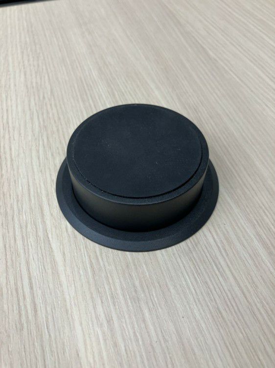 トヨスチールNTSワークテーブルシリーズ ワイヤレス充電器付1400ワークテーブル 商品画像8