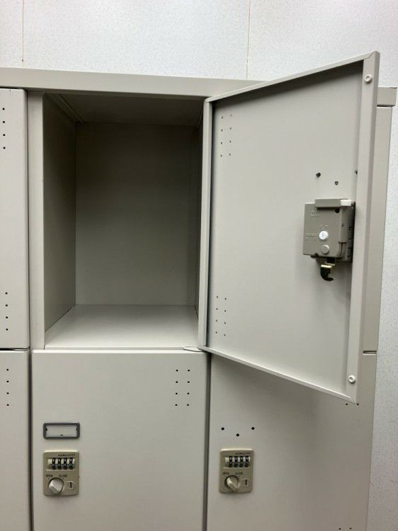 コクヨ12人用ロッカー 商品画像5