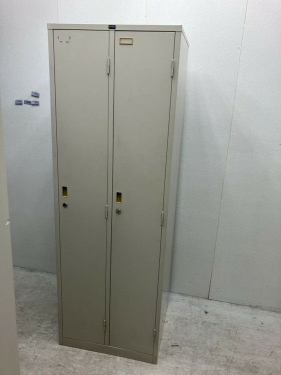 ウチダ（内田洋行）2人用ロッカー 商品画像1
