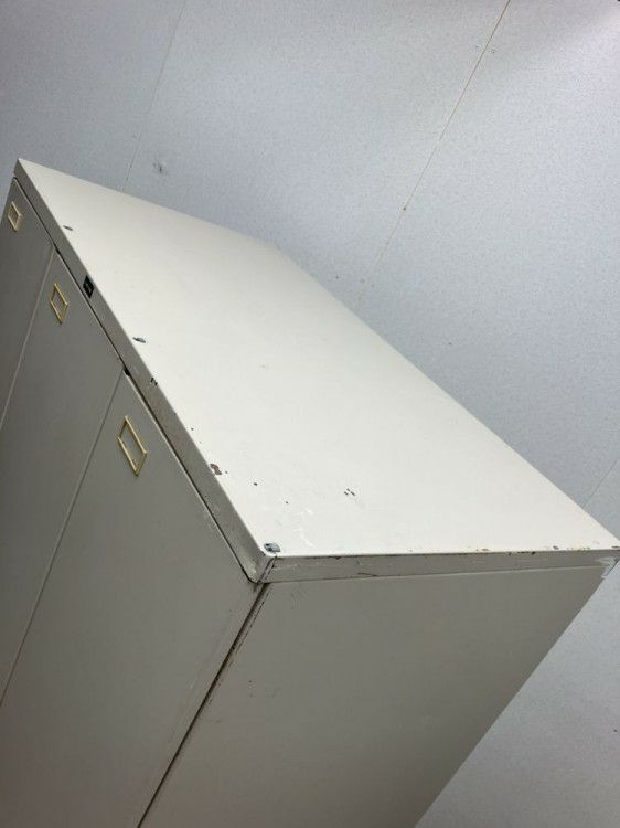 3人用ロッカー 商品画像3