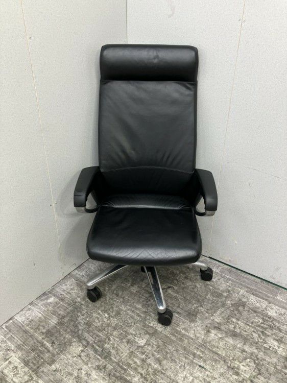 コクヨマネージメントチェア フィロソフィーシリーズ 固定肘付フィロソフィーチェア 商品画像2