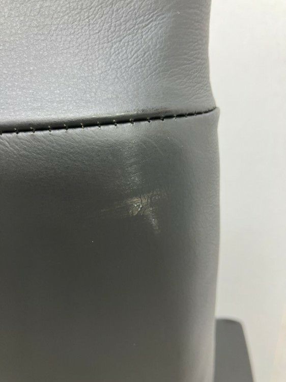 コクヨマネージメントチェア フィロソフィーシリーズ 固定肘付フィロソフィーチェア 商品画像7