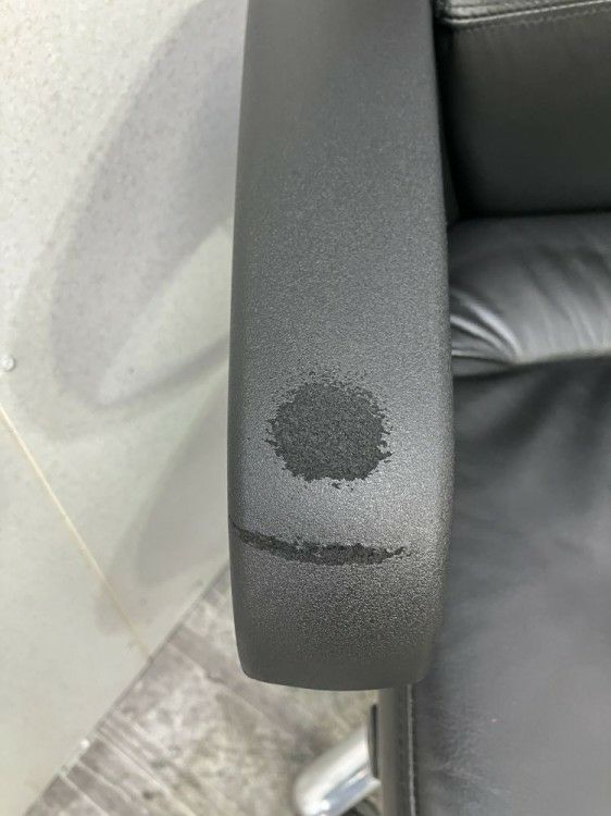 コクヨマネージメントチェア フィロソフィーシリーズ 固定肘付フィロソフィーチェア 商品画像8