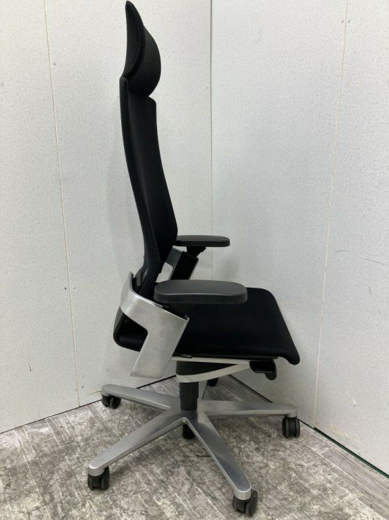 Wilkhahn（ウィルクハーン）可動肘付ONチェア 商品画像4