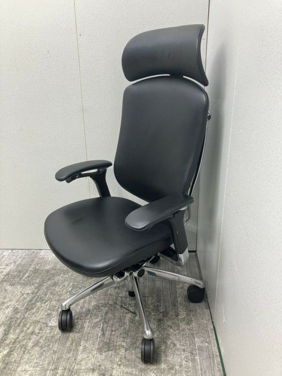 オカムラ 可動肘付コンテッサチェア CM91SB | 無限堂ネットショップ