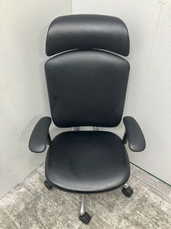 オカムラコンテッサ（Contessa）チェア 可動肘付コンテッサチェア 商品画像3