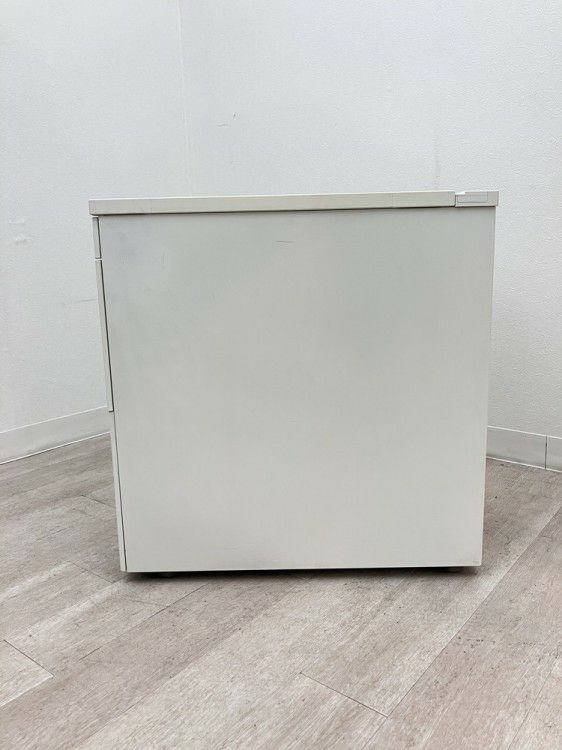 オカムラADVANCE（アドバンス）シリーズ 脇机 商品画像2