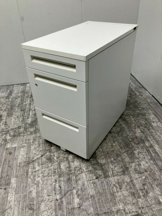 ウチダ（内田洋行）SCAENA(スカエナ)シリーズ　Kタイプ 脇机 商品画像1