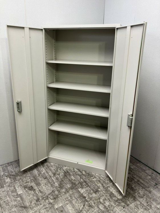 オカムラ両開き書庫 商品画像4