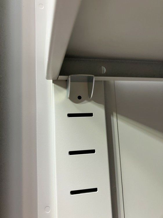 オカムラ両開き書庫 商品画像5