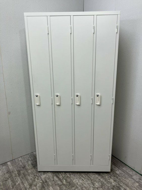 4人用ロッカー 商品画像1