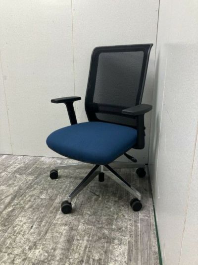 コクヨエントリー（ENTRY）チェア 可動肘付エントリーチェア 商品画像1