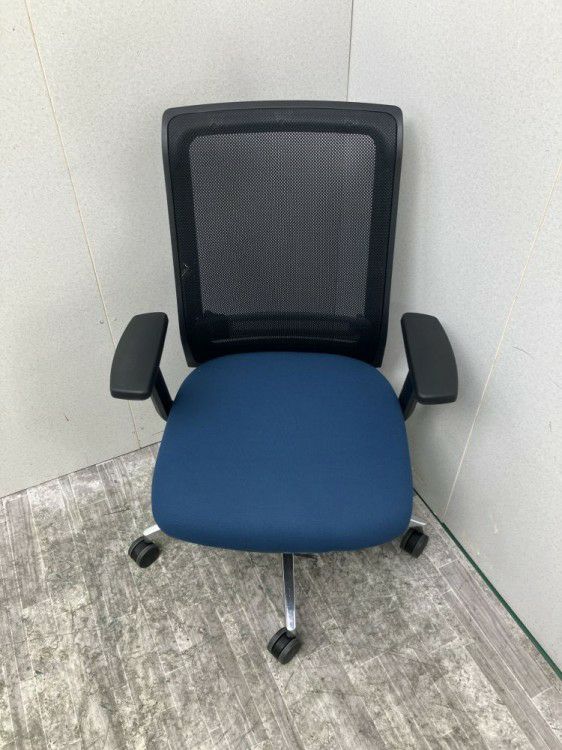 コクヨエントリー（ENTRY）チェア 可動肘付エントリーチェア 商品画像3