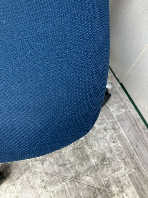 コクヨエントリー（ENTRY）チェア 可動肘付エントリーチェア 商品画像4