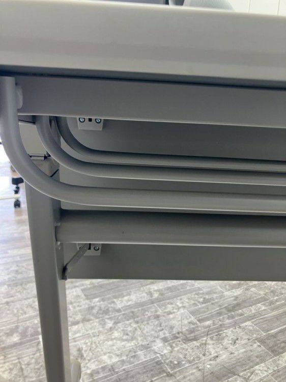 コクヨ1800サイドスタックテーブル 商品画像7