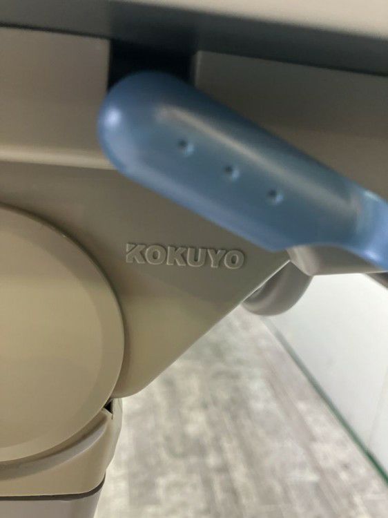 コクヨ1800サイドスタックテーブル 商品画像8