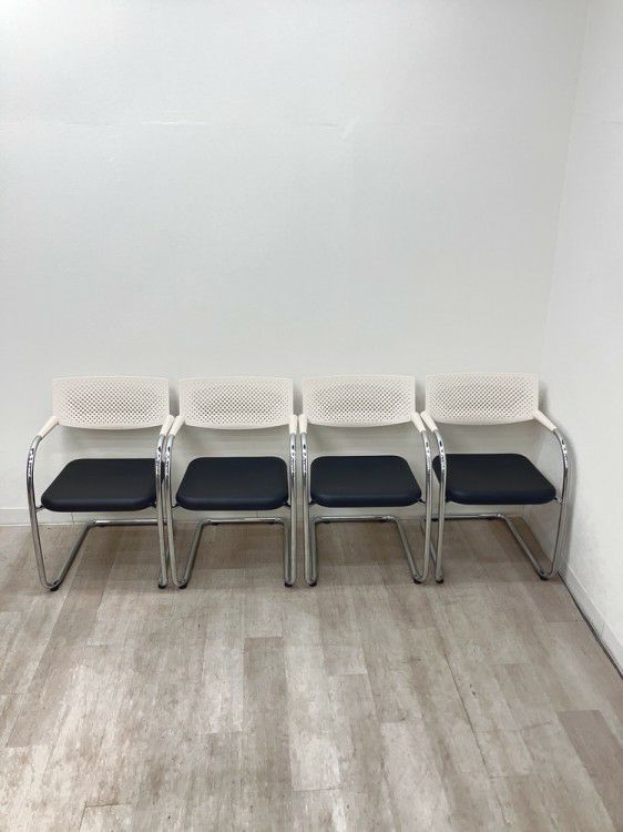Vitra（ヴィトラ）ビザビ2シリーズ ミーティングチェア4脚セット 商品画像2