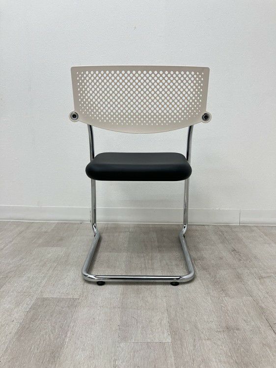 Vitra（ヴィトラ）ビザビ2シリーズ ミーティングチェア4脚セット 商品画像6