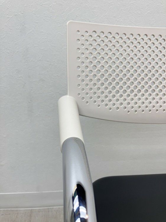 Vitra（ヴィトラ）ビザビ2シリーズ ミーティングチェア4脚セット 商品画像11