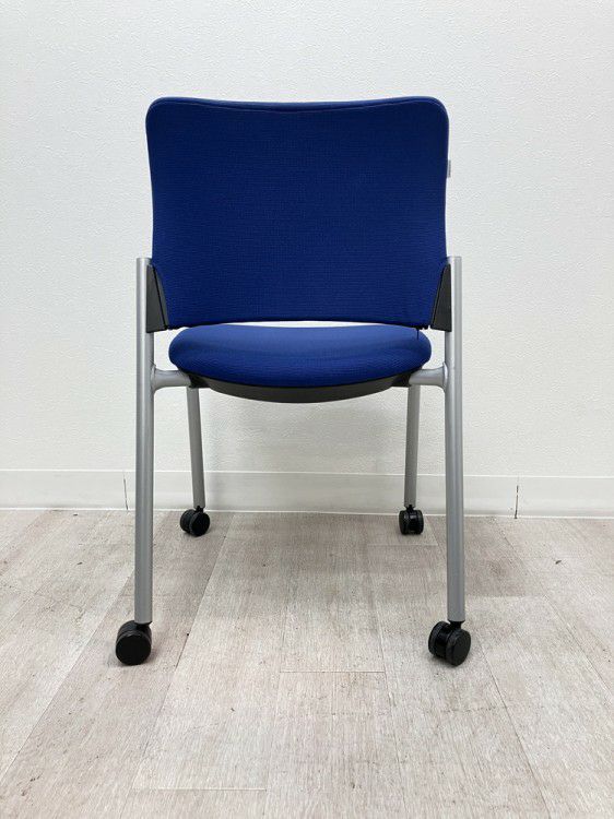 オカムラ8147シリーズ スタッキングチェア4脚セット 商品画像6