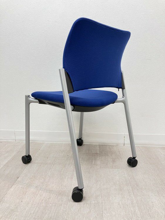 オカムラ8147シリーズ スタッキングチェア4脚セット 商品画像11