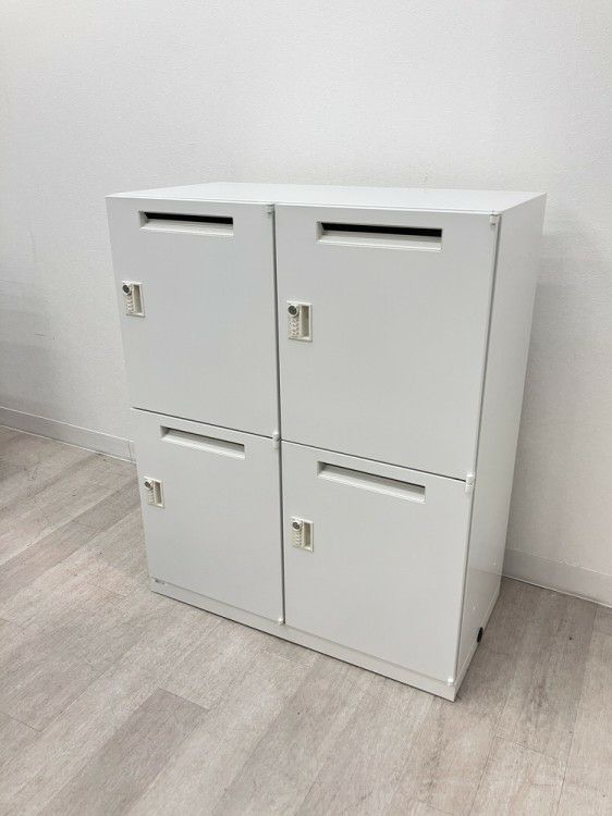 ウチダ（内田洋行）HS(ハイパーストレージ)シリーズ 4人用パーソナルロッカー 商品画像1