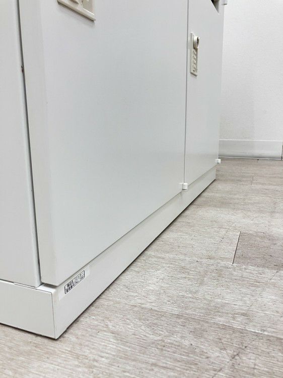 ウチダ（内田洋行）HS(ハイパーストレージ)シリーズ 4人用パーソナルロッカー 商品画像8