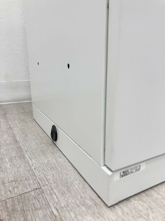 ウチダ（内田洋行）HS(ハイパーストレージ)シリーズ 4人用パーソナルロッカー 商品画像9