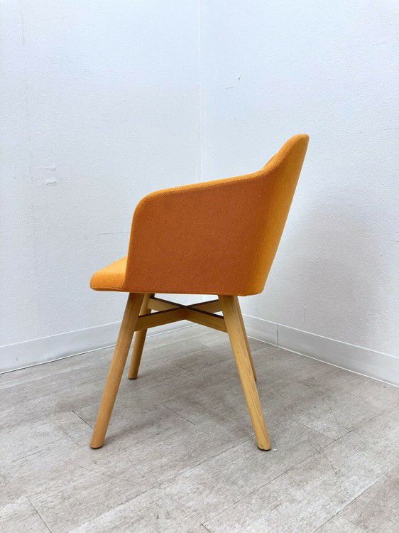 QUONAnimaA-2(アニマA-2)シリーズ ミーティングチェア 商品画像2