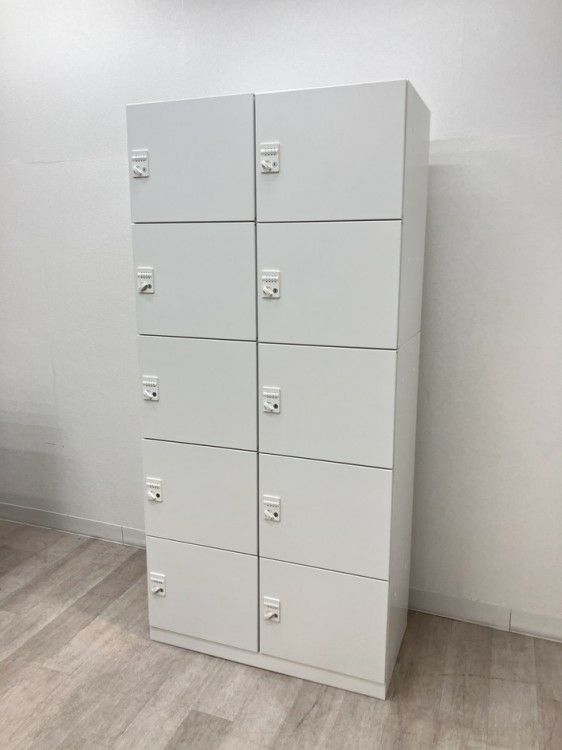 コクヨiNON(イノン)シリーズ 10人用パーソナルロッカー 商品画像1