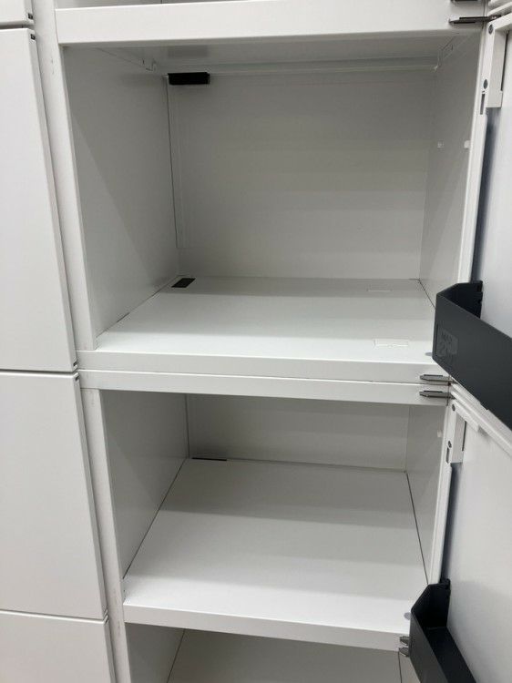 コクヨiNON(イノン)シリーズ 10人用パーソナルロッカー 商品画像8