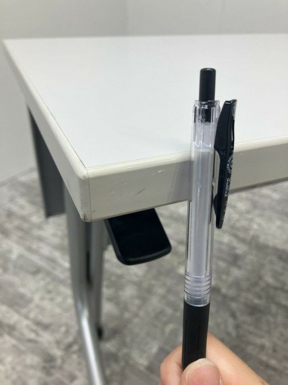 オカムラ1800サイドスタックテーブル 商品画像8