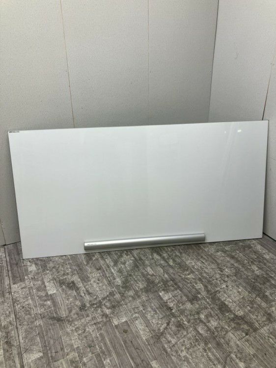 メタルラインシリーズ 1780壁掛けホワイトボード 商品画像1