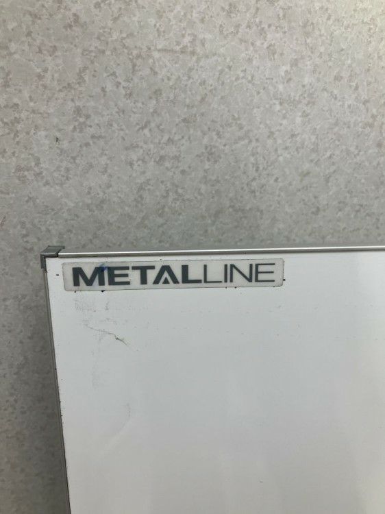 メタルラインシリーズ 1780壁掛けホワイトボード 商品画像3