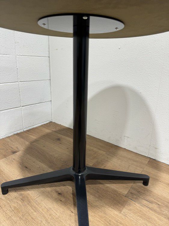 Vitra（ヴィトラ）ビストロテーブルシリーズ 丸テーブル 商品画像4